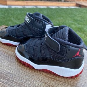 NIKE JORDAN TODDLER SNEAKER